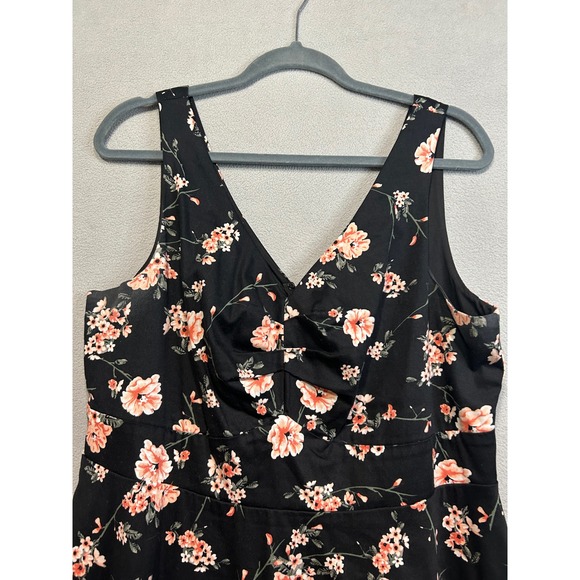 Torrid Floral‎ Print Fit Flare Dress Size 14 Black Pink Sleeveless V Neck - Picture 3 of 7
